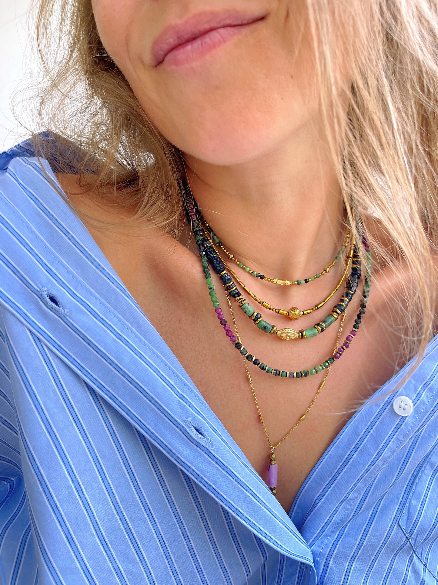 THAIS Rubis zoïsite + TOINETTE + TOSCANE Rubis zoïsite + THELMANE Orchidée + LORETTE Mica