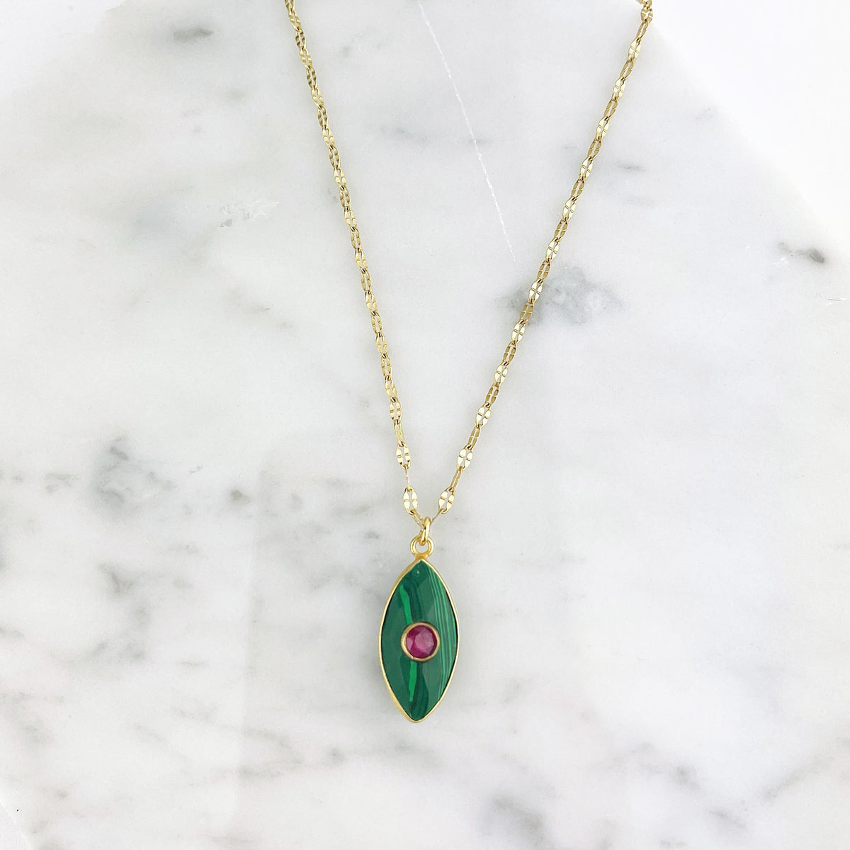 Collier MARCUS