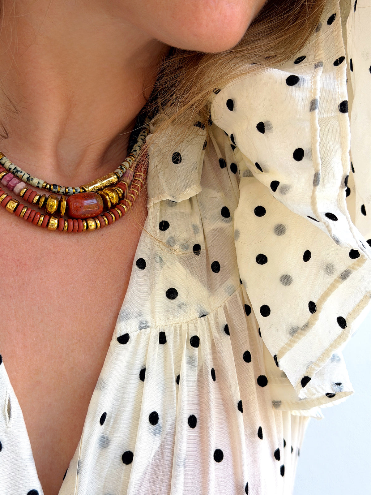 LOOK - SVEN jaspe dalmatien, VARO jaspe rouge, VINNIO jaspe rouge