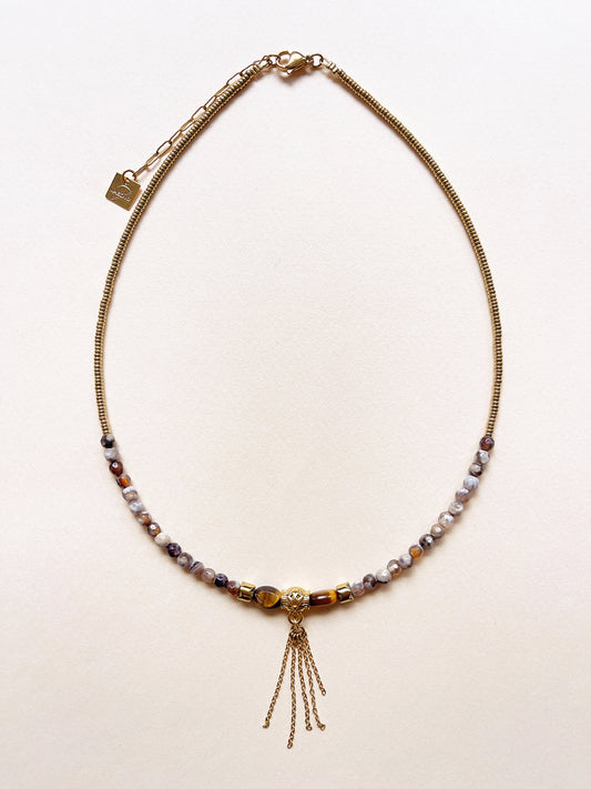 Collier SASA