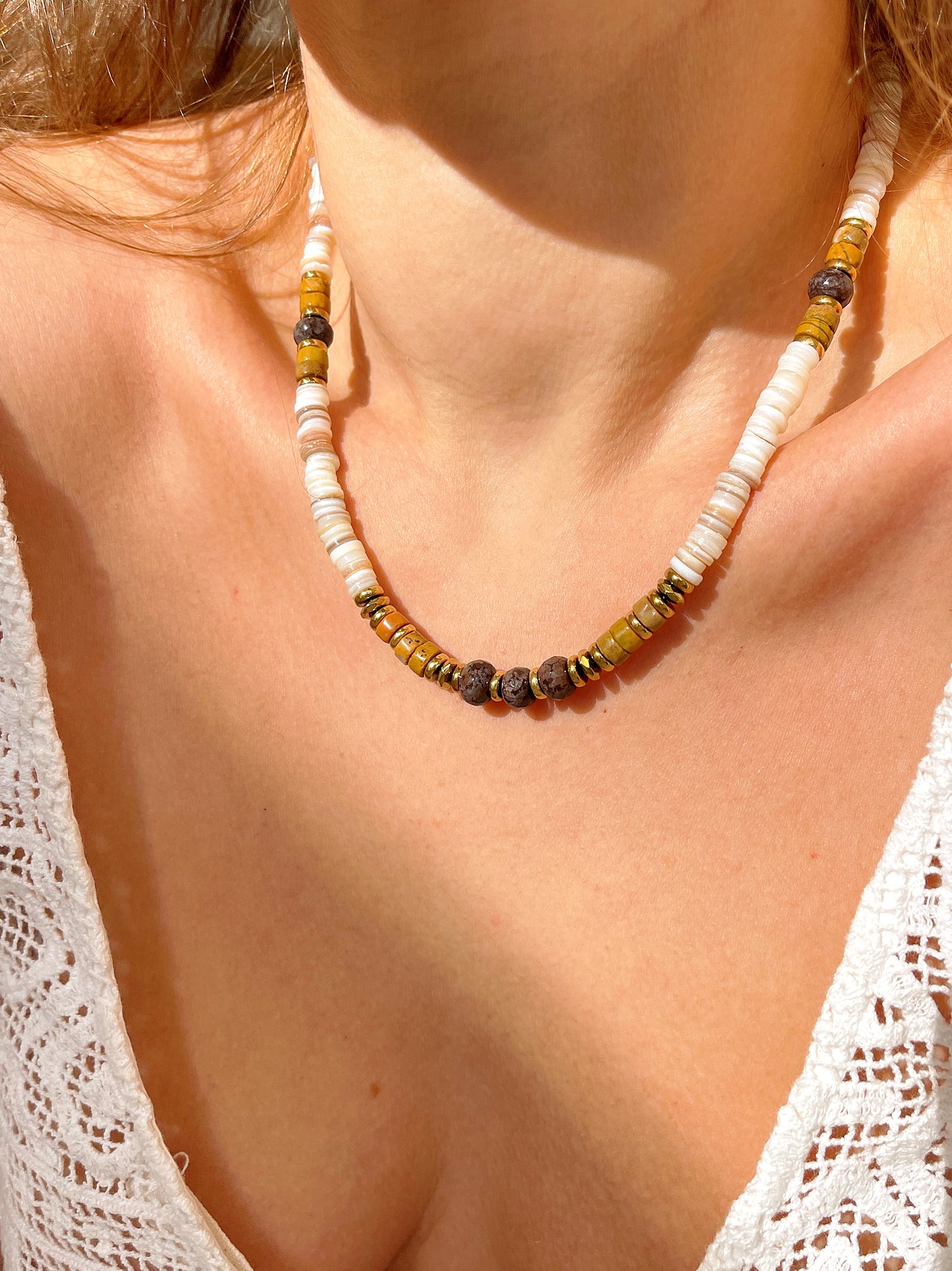 Collier UGO