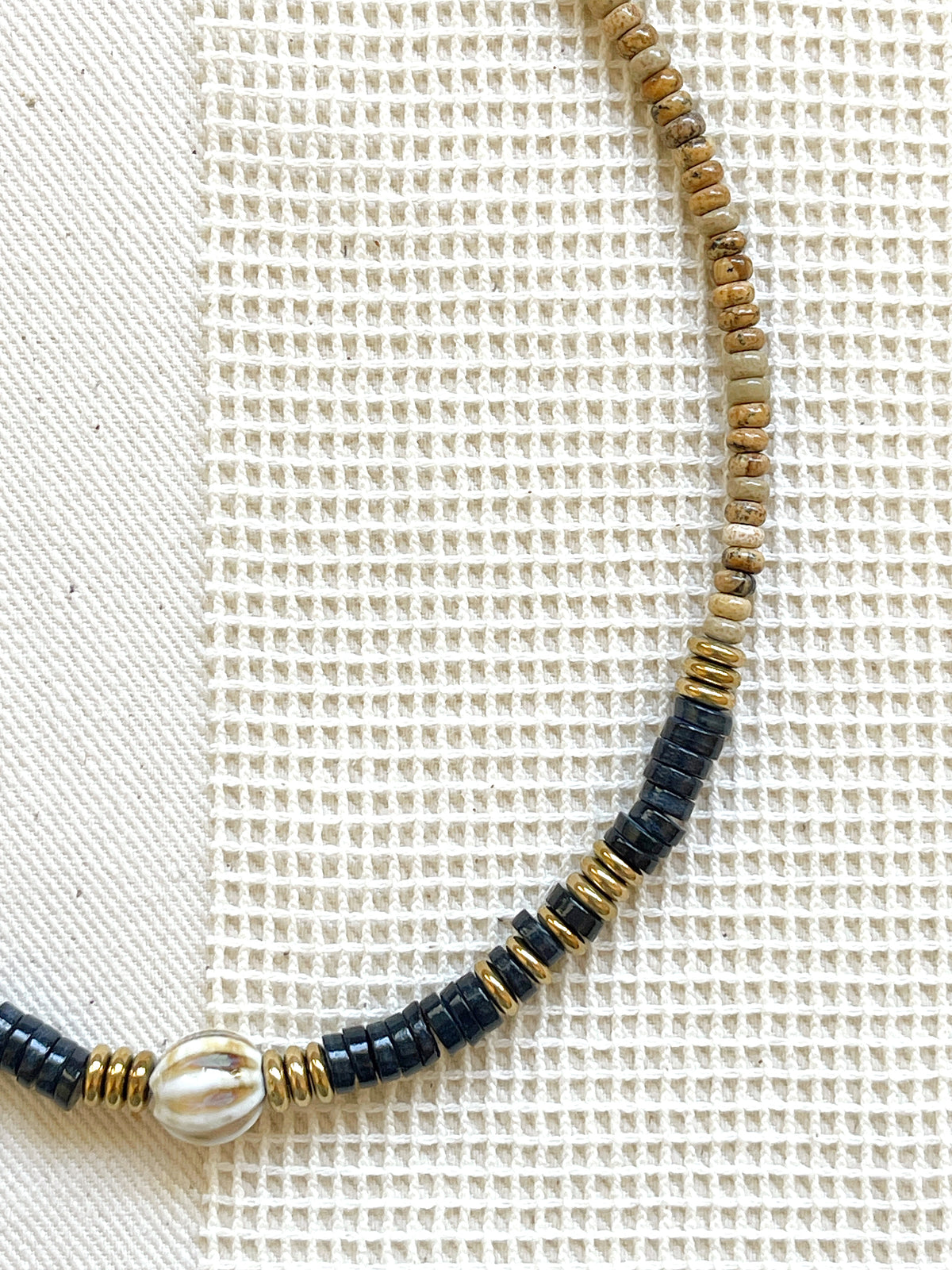 Collier RAJA