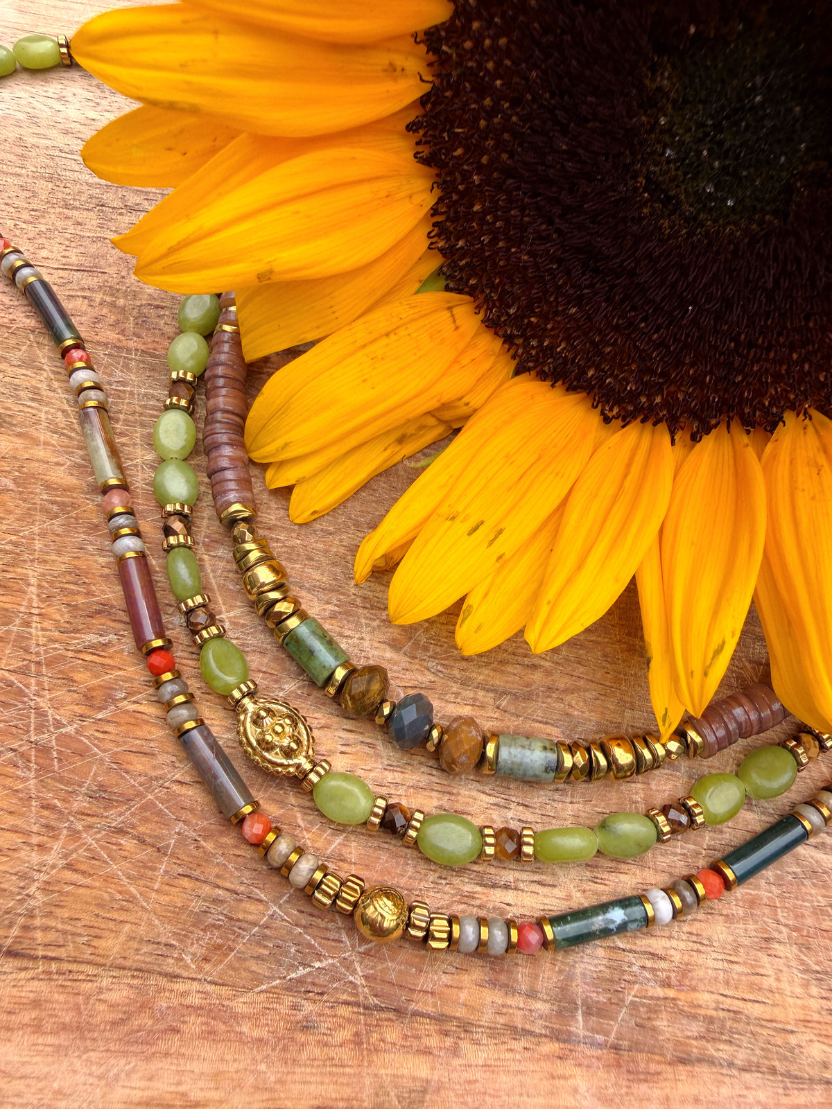 LOOK - VIANNEY moka, VALDÈS agate indienne, TALINE jade vert